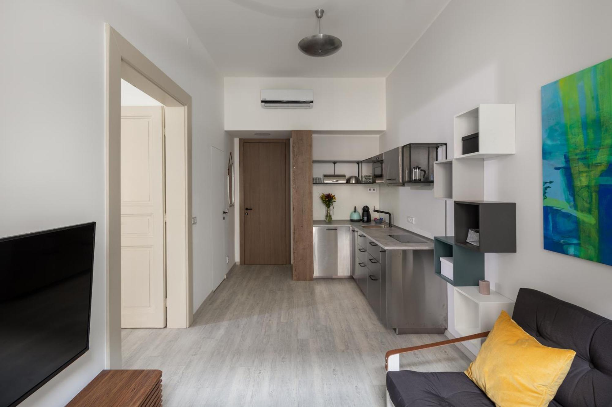 Designer Apartments In New Town By Prague Days - "Included Everything We Needed And More" Room photo